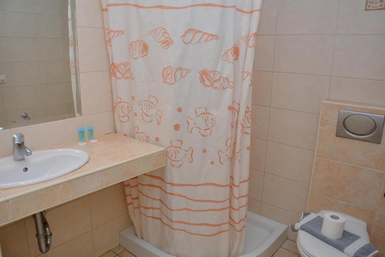 Poseidon Hotel Paralia  エクステリア 写真