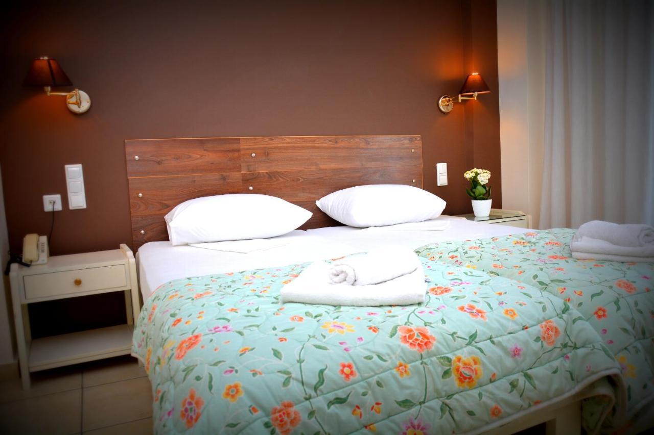Poseidon Hotel Paralia  エクステリア 写真